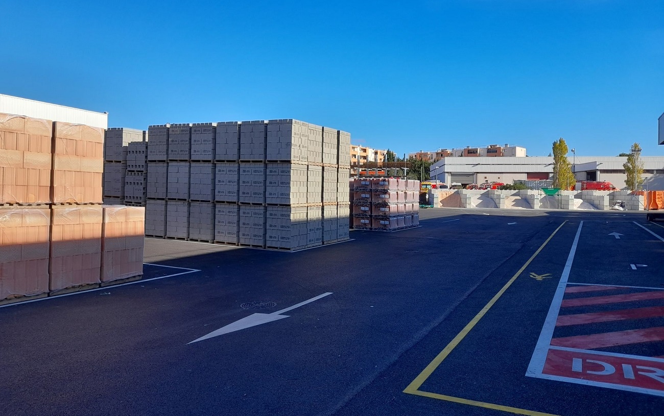 Chausson Matériaux gros oeuvre, Marseille (13015) - Zone drive.