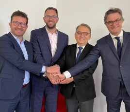 Signature du rachat de l'allemand PaX par le groupe Liébot, le 19/07/2023.