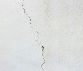mur fissuré