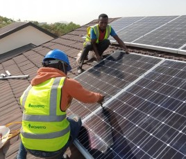 installation panneaux solaires PV 