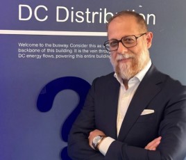 Portrait de Vincenzo Salmeri président de Current/OS ancien cadre de Schneider Electric