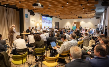 One Bâtiment Table ronde