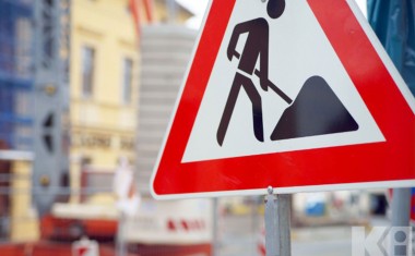 Panneau de signalisation routière pour les chantiers.