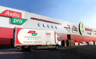 Entrepôt logistique d'Axdis Pro au Blanc-Mesnil (Seine-Saint-Denis).
