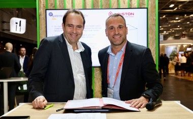 Jérôme Chambin, directeur Communication, Marketing et Relations Filière de GRDF, et Jérôme Pradal, directeur général d'Ariston France.