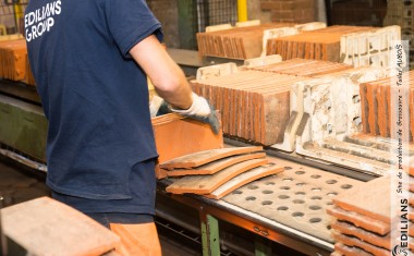 Edilians Grossouvre usine tuilerie