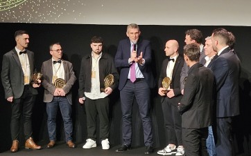 Lauréats et Nicolas Godet