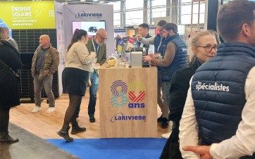 Salon "Les Spécialistes" à Nantes : LiTT Diffusion et Lariviere (SIG France).