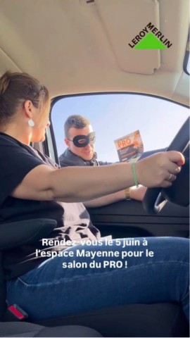 Affiche de Leroy Merlin sur Instagram pour annoncer l'ouverture de son premier salon Pro.