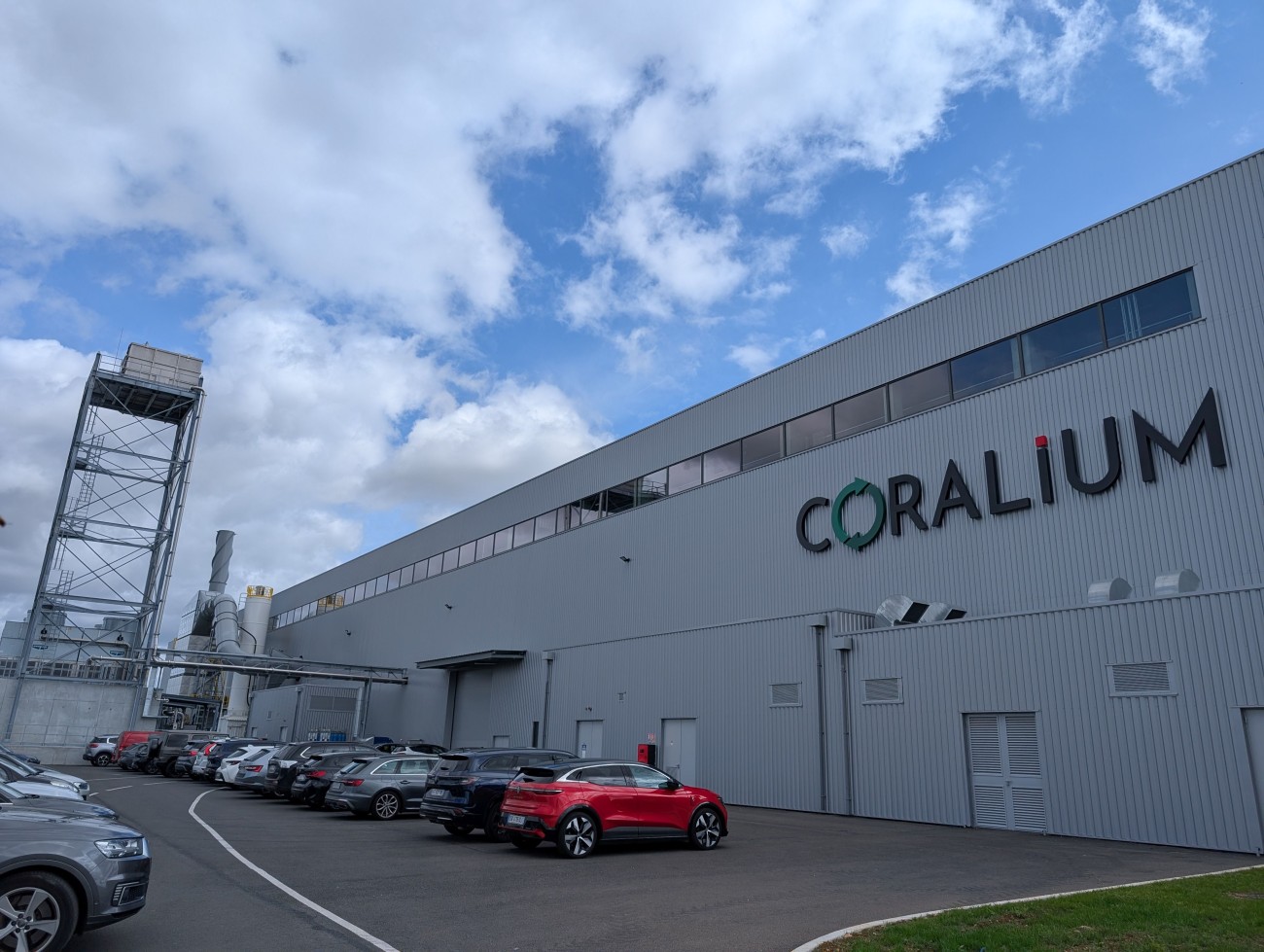 Usine de recyclage des menuiseries aluminium - Coralium (Vendée).