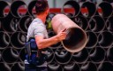 Exosquelette pour la manutention de tubes et canalisation en acier.